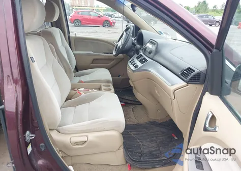 2008 Honda Odyssey Lx z USA, uszkodzony, nr VIN 5FNRL38298B081597